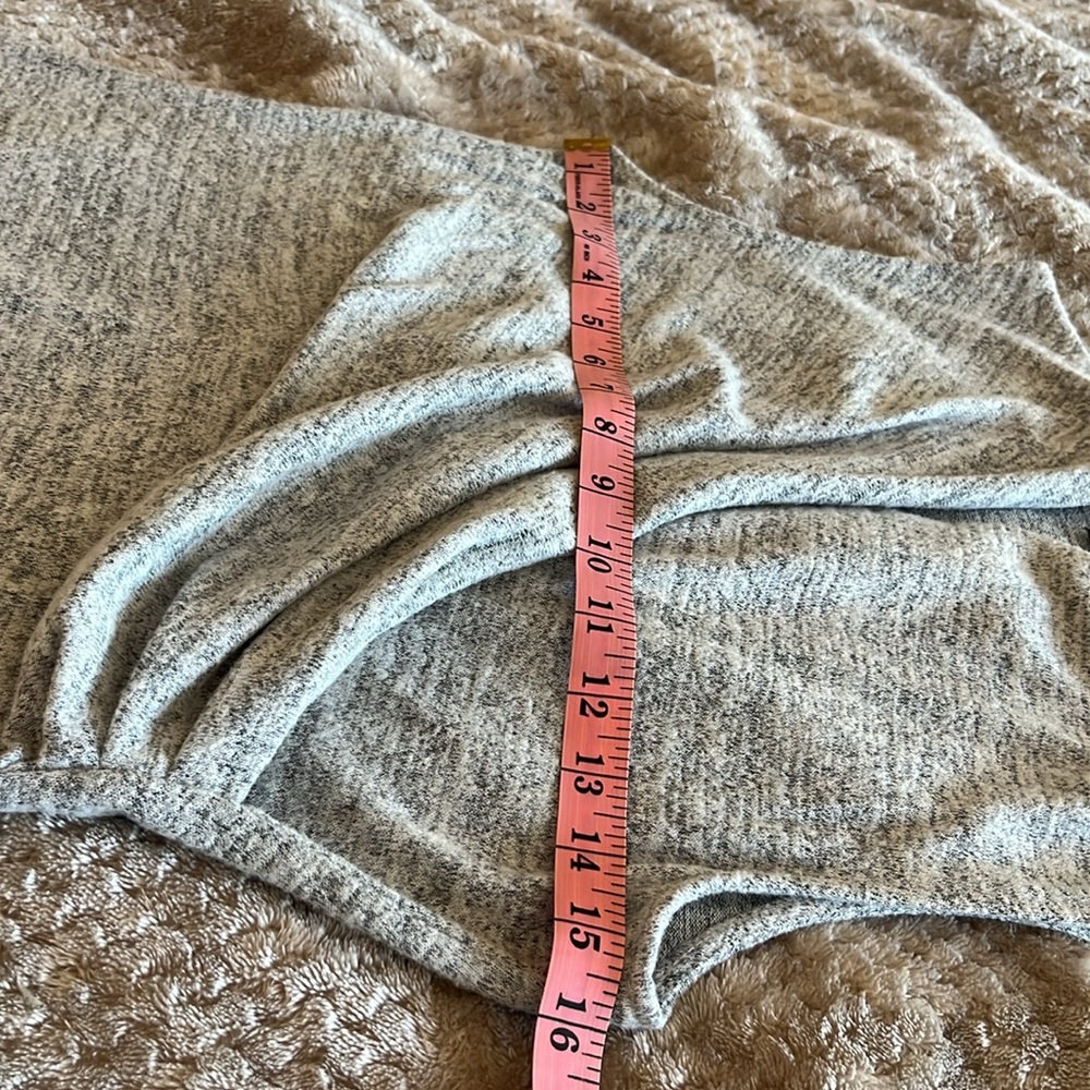 DKNY Gray Sleeveless Top - Picture 8 of 9